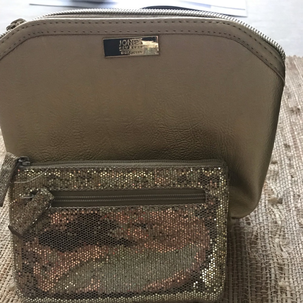 Two Small Gold Bags - Picture 1 of 2